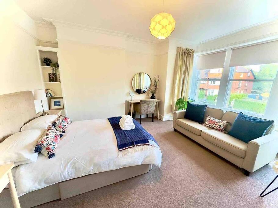 Spacious & Bright 3 Bed Harrogate Apartment Экстерьер фото