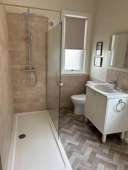 Spacious & Bright 3 Bed Harrogate Apartment Экстерьер фото